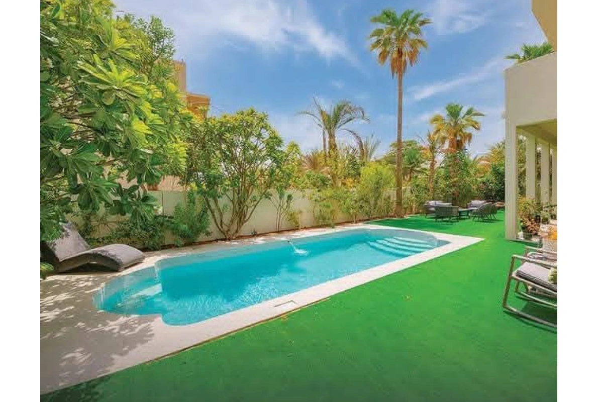 Pool_Contractors_in_dubai_with_alwardalandscaping