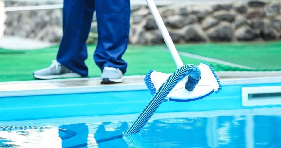 Pool tile and waterline cleaning in Dubai villa