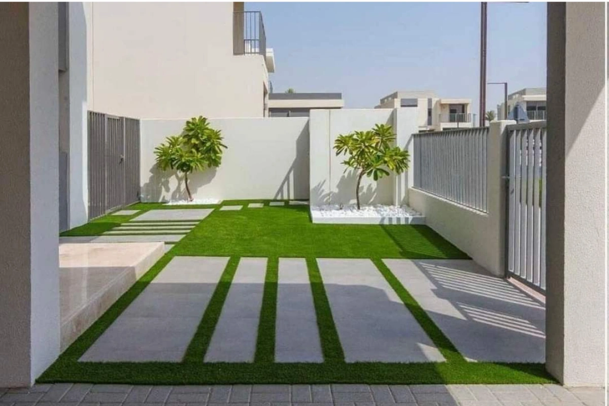 artificial_grass_walking_steps_alwardalandscaping