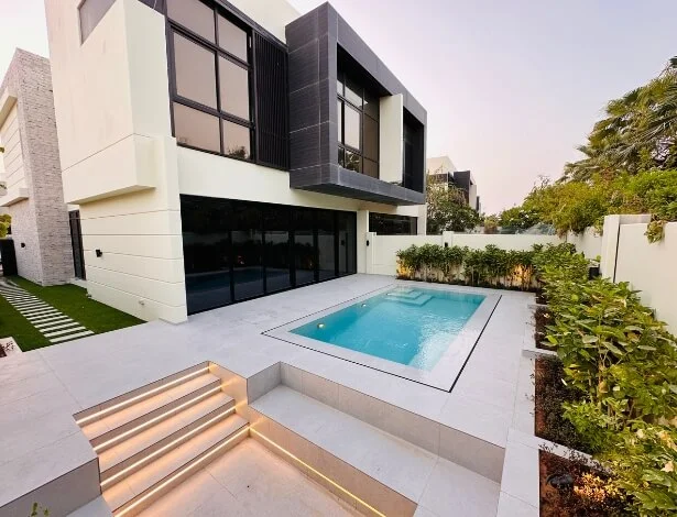 Residential-Landscaping-Contractor-Four-Seasons-Pool-Gardens-Landscaping-3