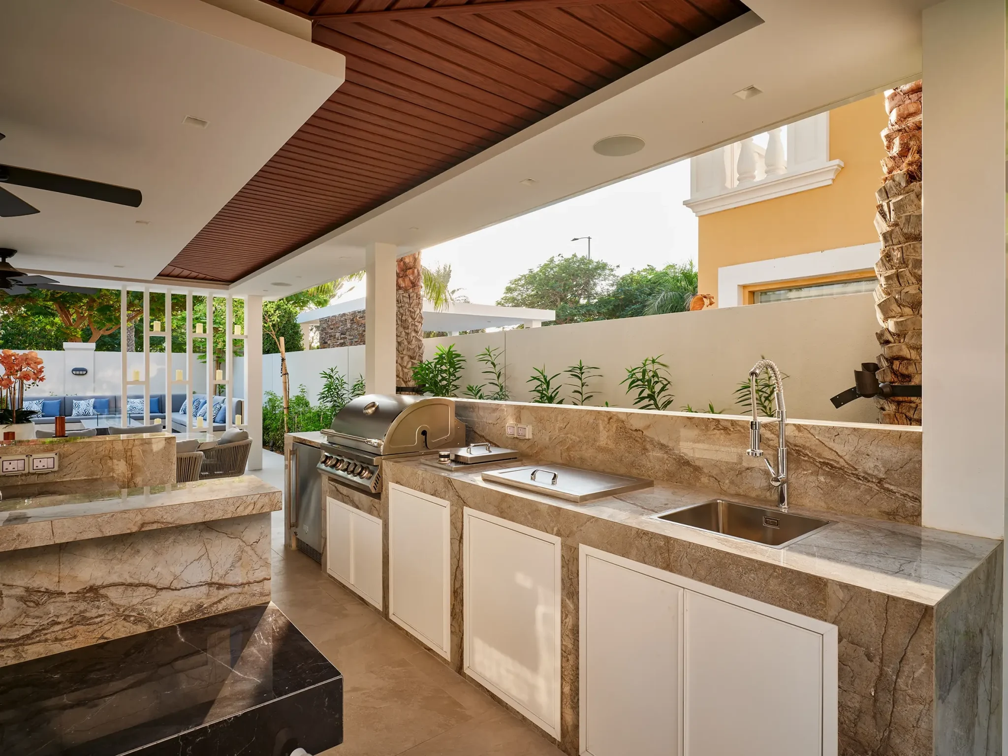 outdoor-kitchen-and-bbqs